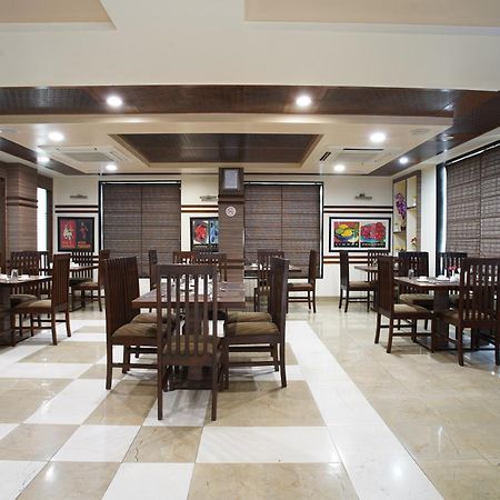 Spree Hotel Джайпур Екстериор снимка